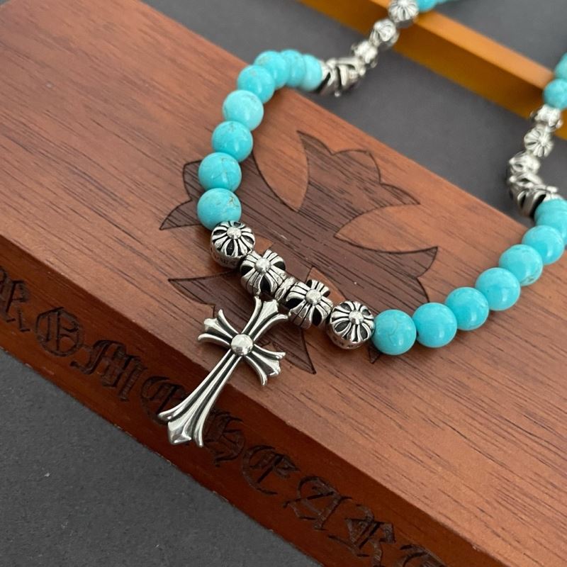 Ch*0me He**ts necklaces